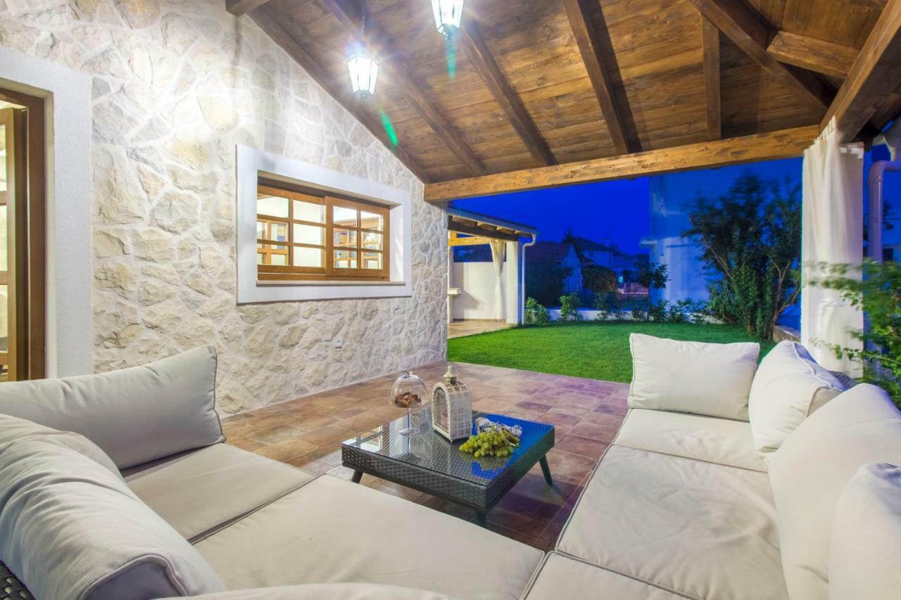 House For Rent Leila Villa Sibenik Luaran gambar